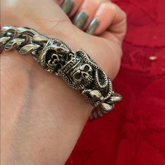 - Limited! Willie G Unisex Chain Bracelets - Picture 3 of 6